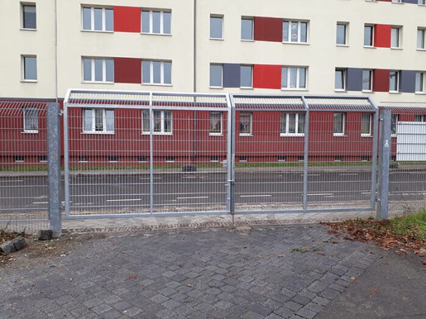 Neuanfertigung eines besch&auml;digten Tores