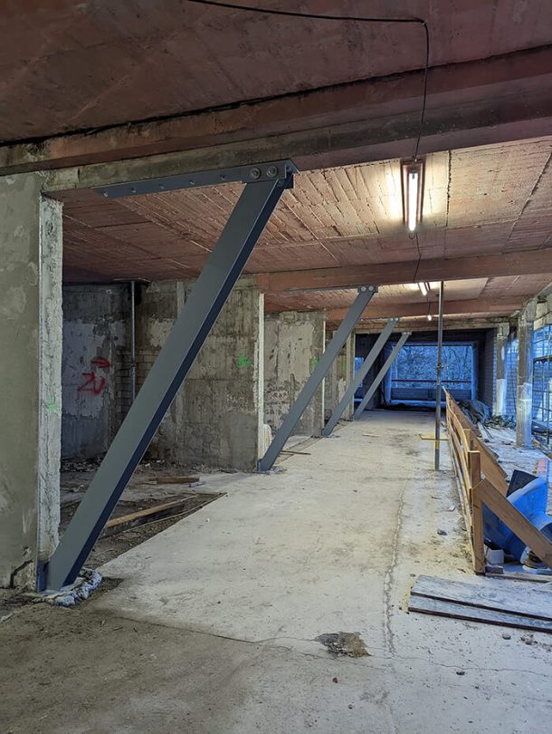 Fertigung und Montage von Schrägstützen